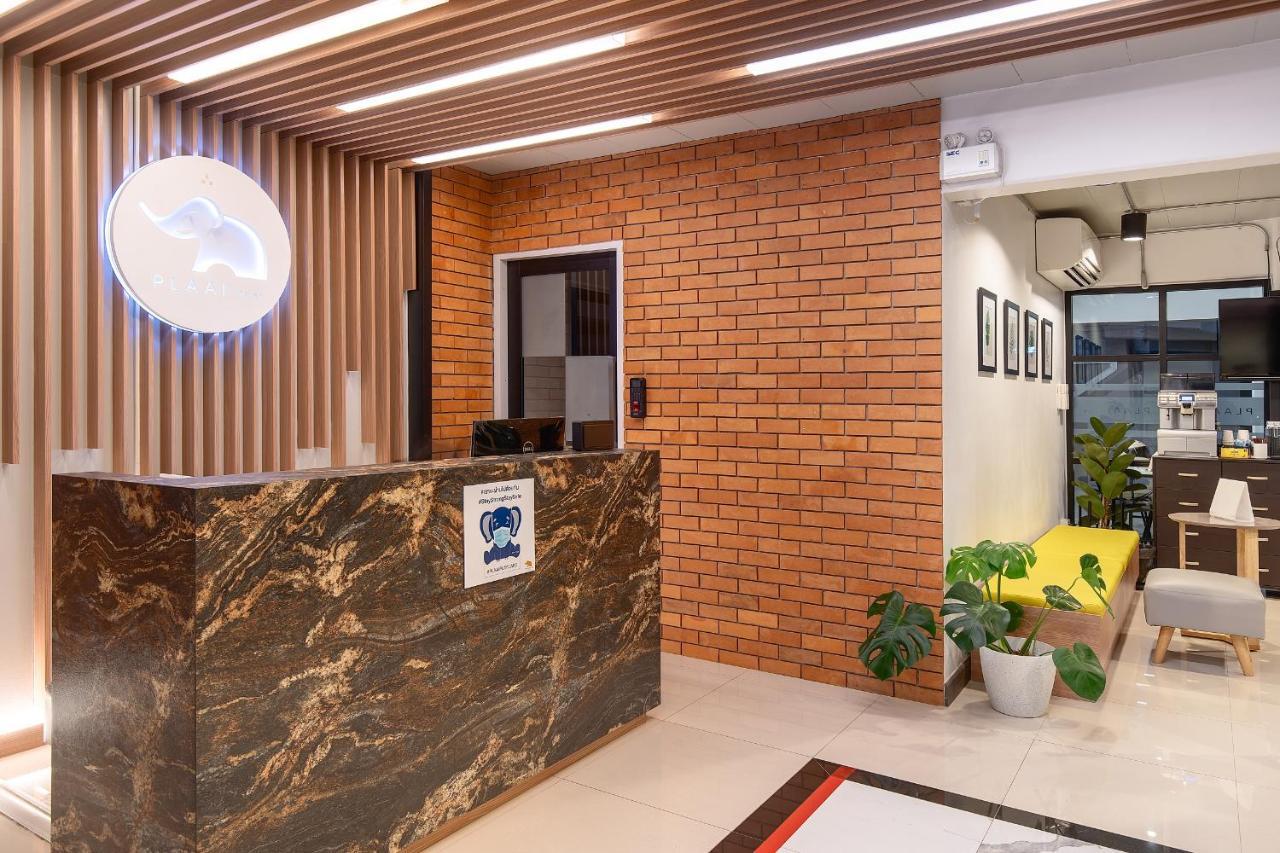 Plaai Play Hotel Районг Экстерьер фото